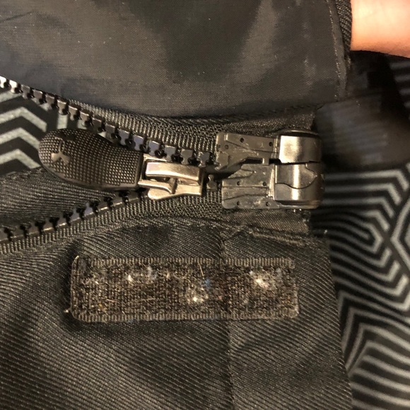 COPY - Under Armour Winter Jacket with Detachable Fleece - Picture 8 of 10